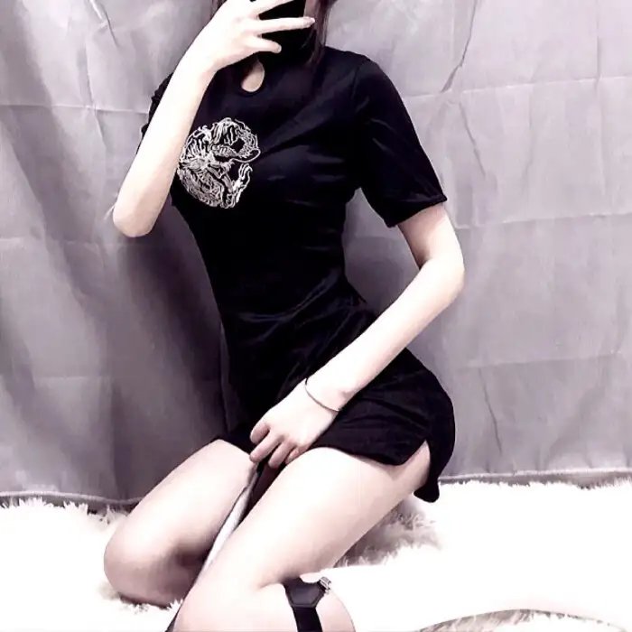 风尘三荡女